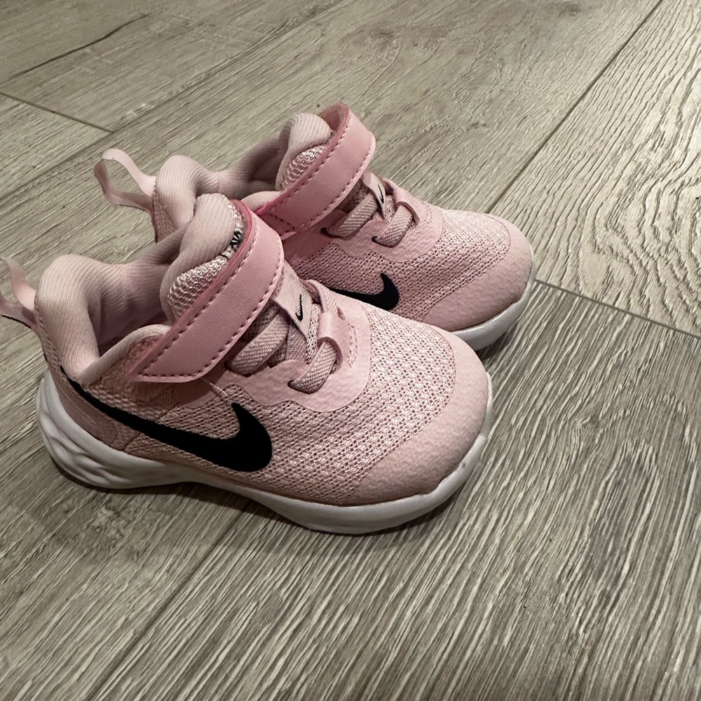 Nike Kids Pink and Black Sneakers